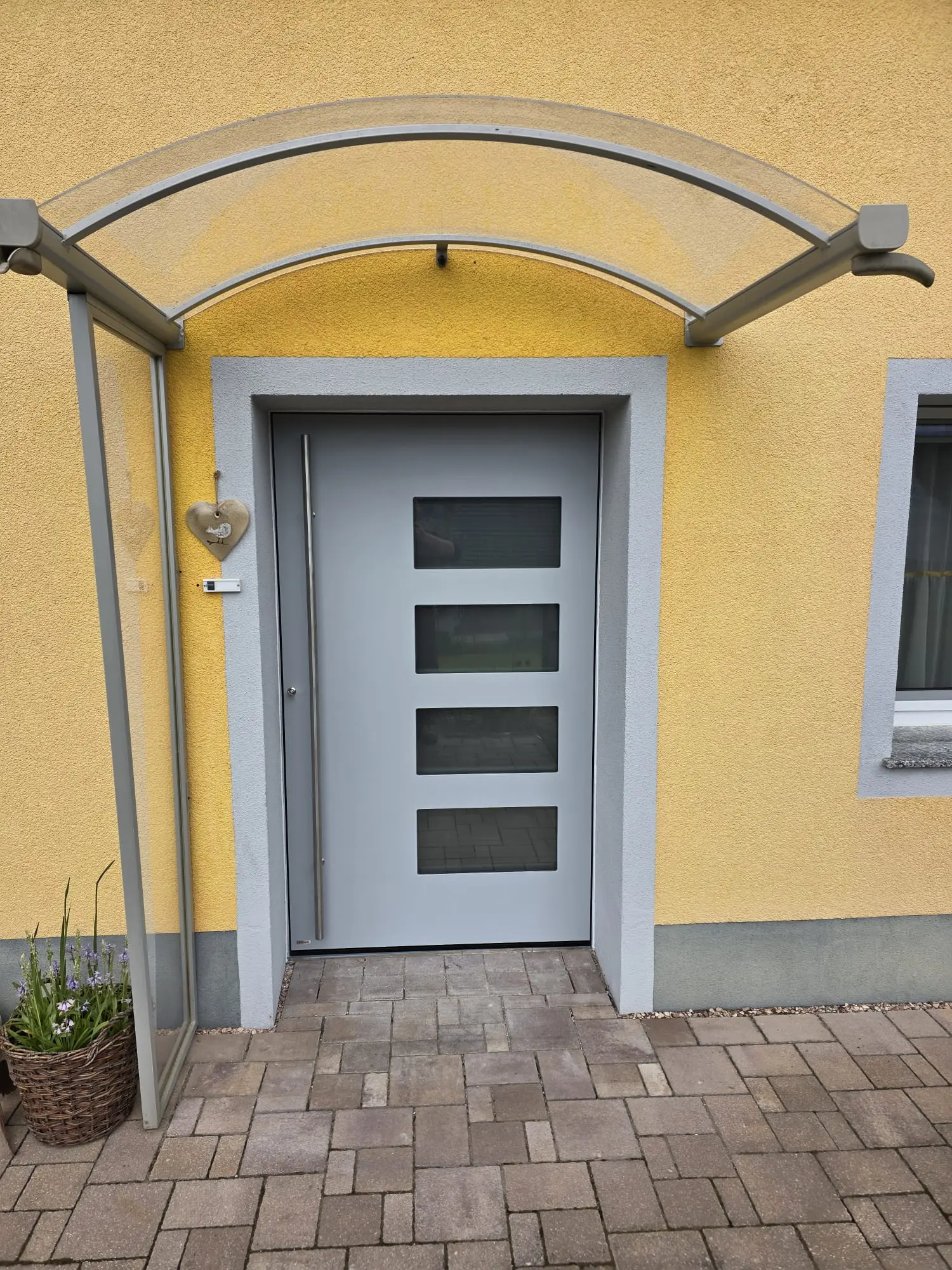 Becker- Fenster